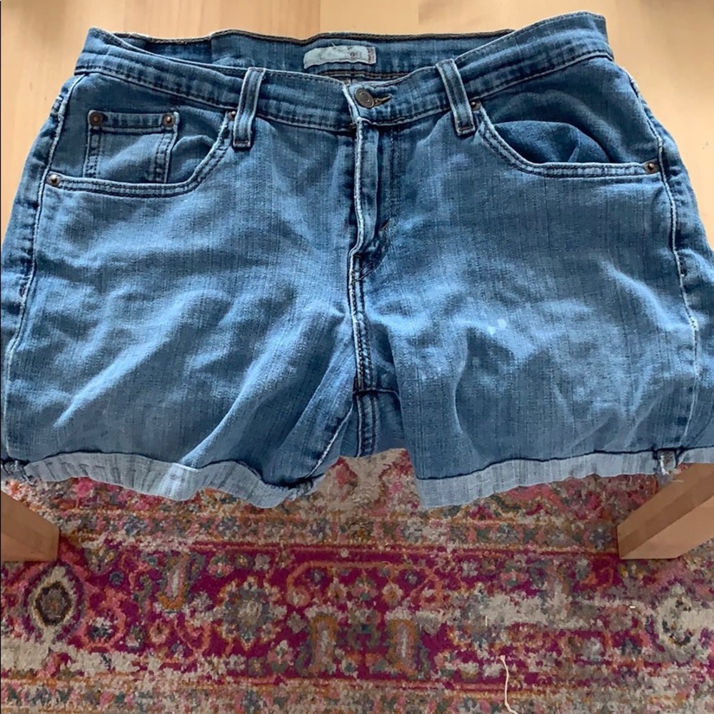 Vintage Levi’s shorts